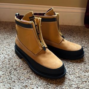 Brand new, Timberland zip up REBOTL boots. Size 7.5, camel color.